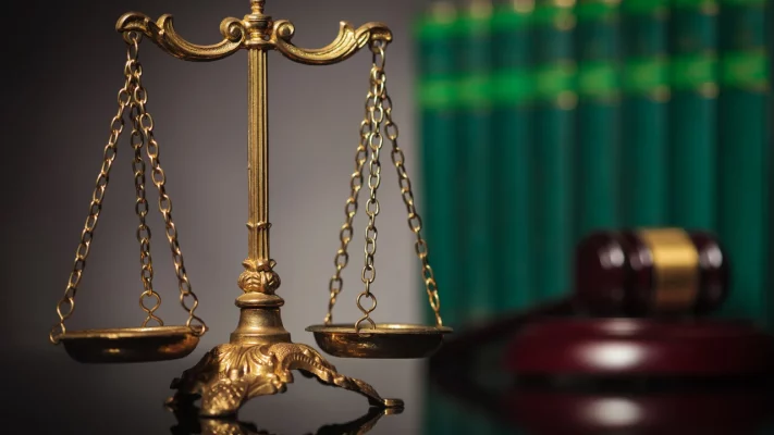 Người lao động cần làm gì khi bị công ty nợ lương, chậm lương?